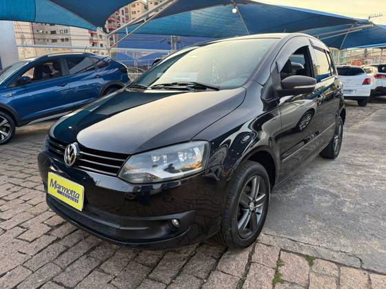 VOLKSWAGEN FOX 1.0 MI BLACKFOX 8V FLEX 4P MANUAL